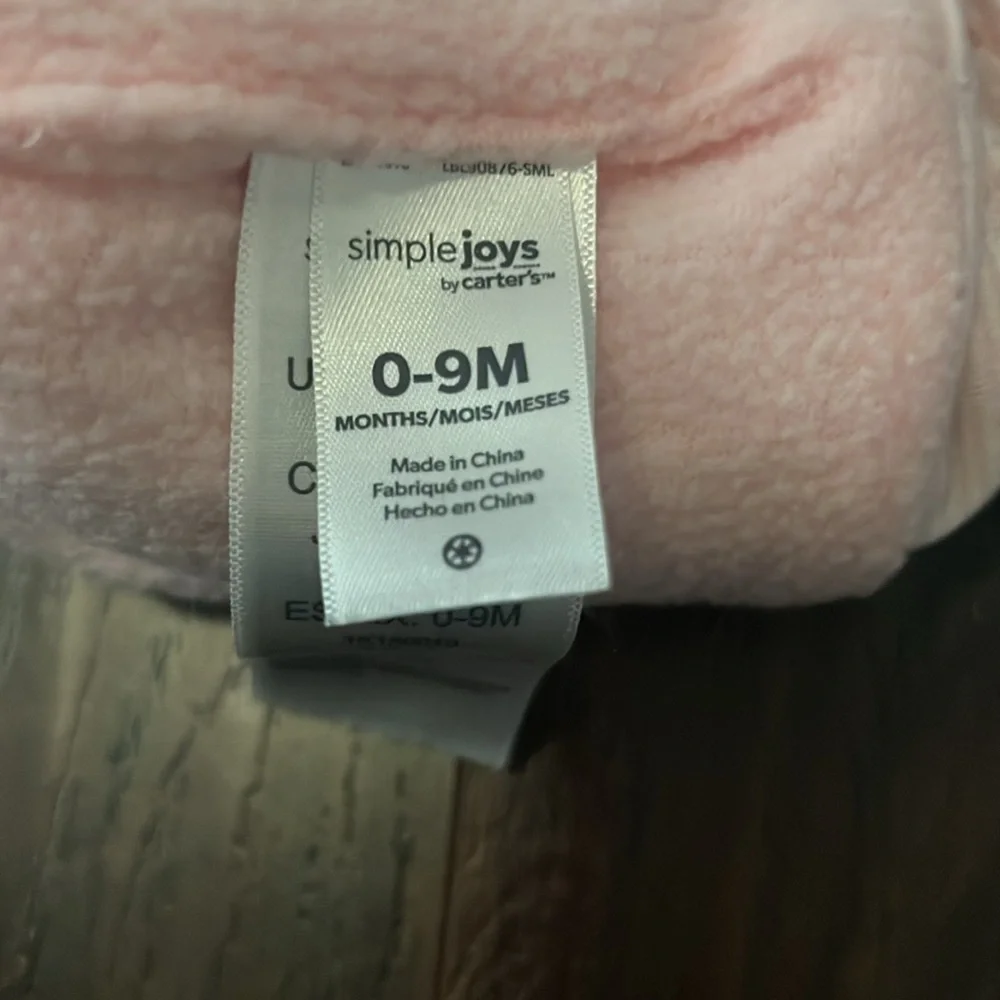 Baby girls Carters pink winter fleece hat  and mittens 0-9 size months‎